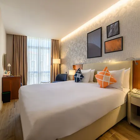 Four Points Flex By Sheraton Taksim Square 3*