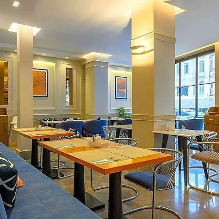 Four Points Flex By Sheraton Taksim Square 4*