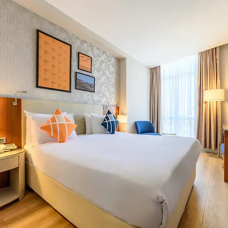 Four Points Flex By Sheraton Taksim Square Стамбул