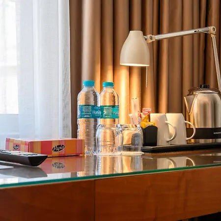 Отель Four Points Flex By Sheraton Taksim Square