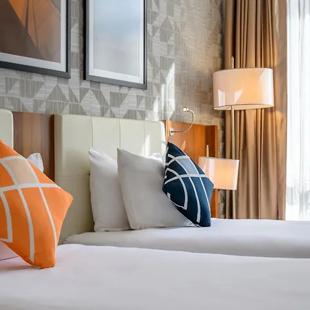 Отель Four Points Flex By Sheraton Taksim Square