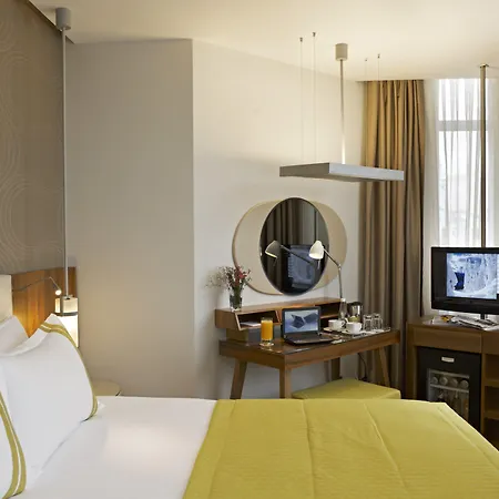 Four Points Flex By Sheraton Taksim Square Отель 3*
