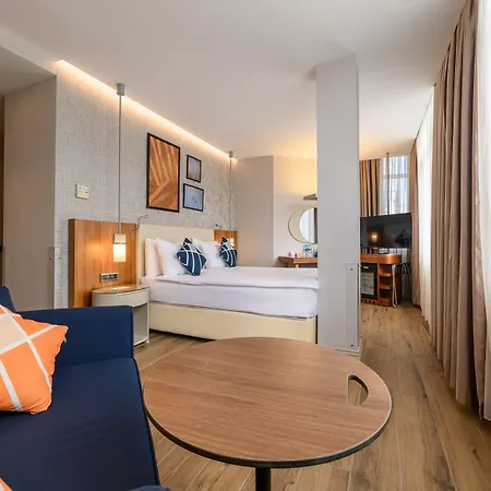 Four Points Flex By Sheraton Taksim Square Отель 3*